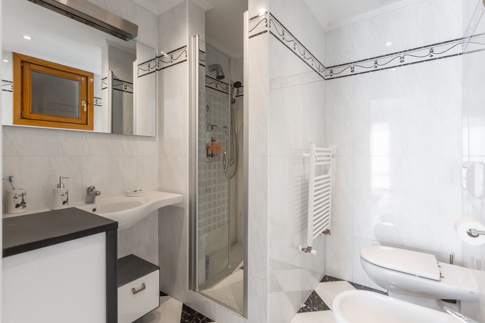 4 soveværelse Villa til salg i Zizur Mayor / Zizur Nagusia med swimmingpool garage - € 675.000 (Ref: 7721544)