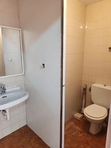 Kontor til leje i Pamplona / Iruña - € 350 (Ref: 7756438)