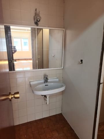 Kontor til leje i Pamplona / Iruña - € 350 (Ref: 7756438)
