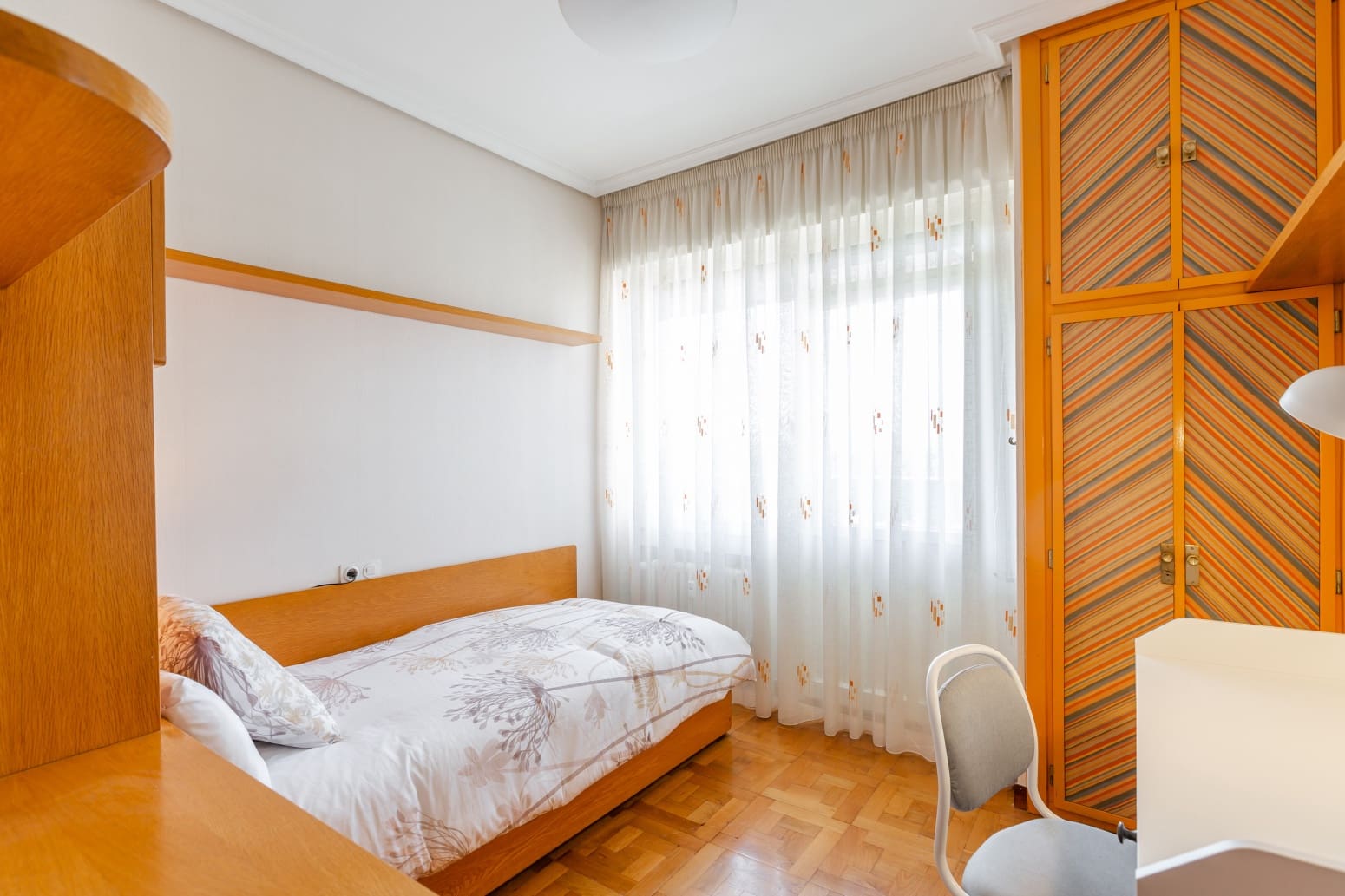 5 soveværelse Lejlighed til leje i Pamplona / Iruna - € 1.500 (Ref: 7782691)