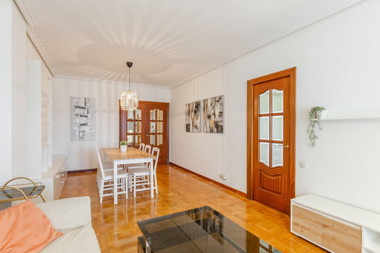 5 soveværelse Lejlighed til leje i Pamplona / Iruna - € 1.500 (Ref: 7782691)