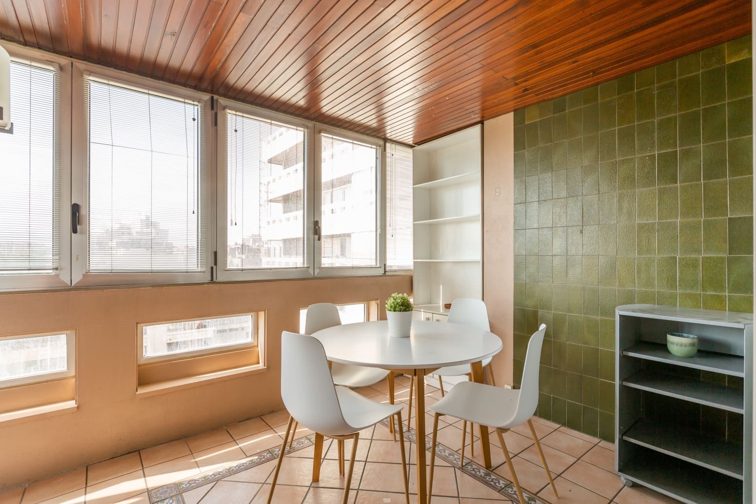 5 soveværelse Lejlighed til leje i Pamplona / Iruna - € 1.500 (Ref: 7782691)