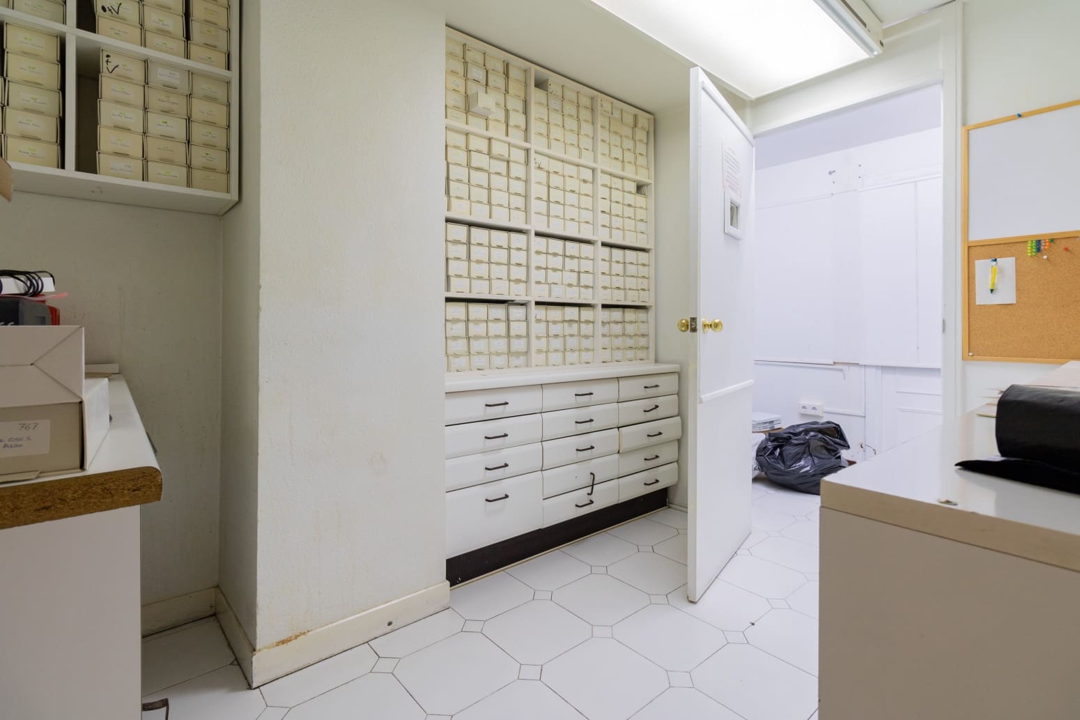 Office for rent in Burlada - € 750 (Ref: 7826896)