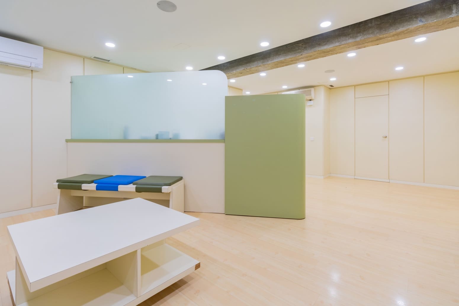 Office for rent in Burlada - € 750 (Ref: 7826896)