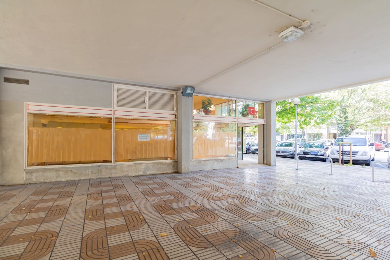 Erhverv til salg i Pamplona / Iruna - € 380.000 (Ref: 7849925)