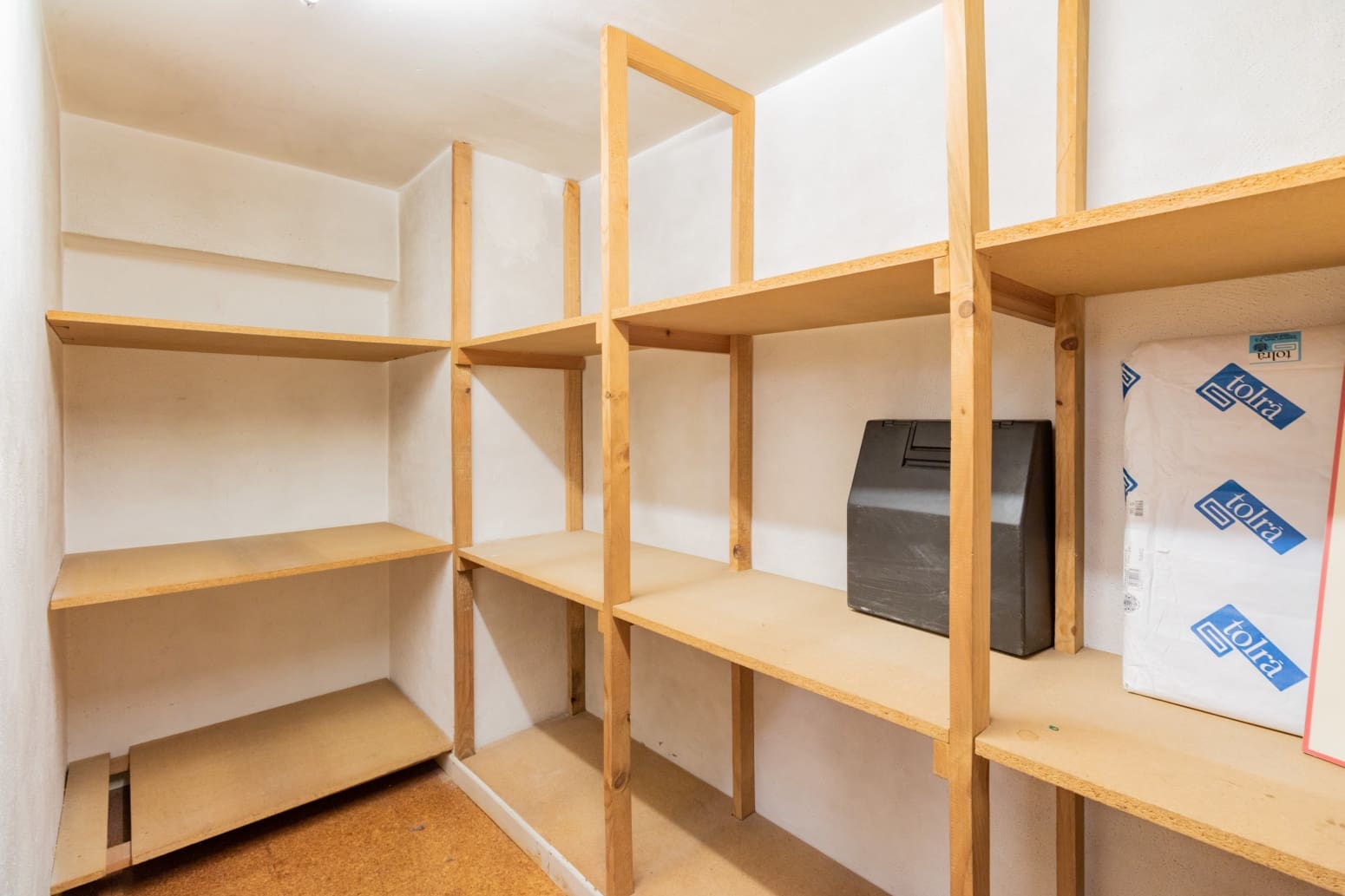 Erhverv til salg i Pamplona / Iruna - € 380.000 (Ref: 7849925)