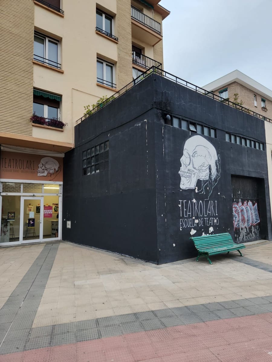 Comercial para arrendar em Pamplon - 800 € (Ref: 7893348)