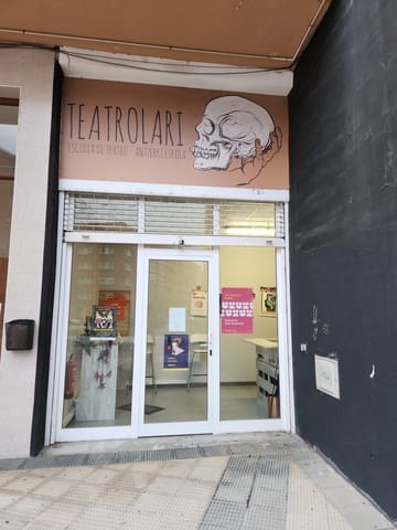 Comercial para arrendar em Pamplon - 800 € (Ref: 7893348)