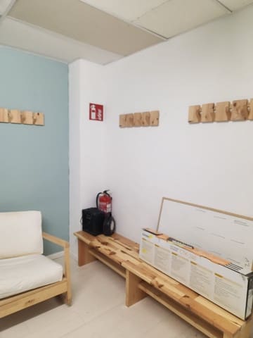 Comercial para arrendar em Pamplon - 800 € (Ref: 7893348)
