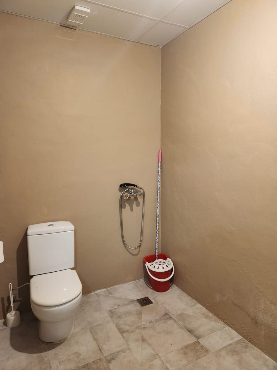 Comercial para arrendar em Pamplon - 800 € (Ref: 7893348)