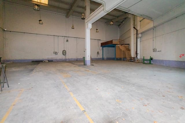 Commercial for sale in Arre, Ezcabarte - € 270,000 (Ref: 8037889)