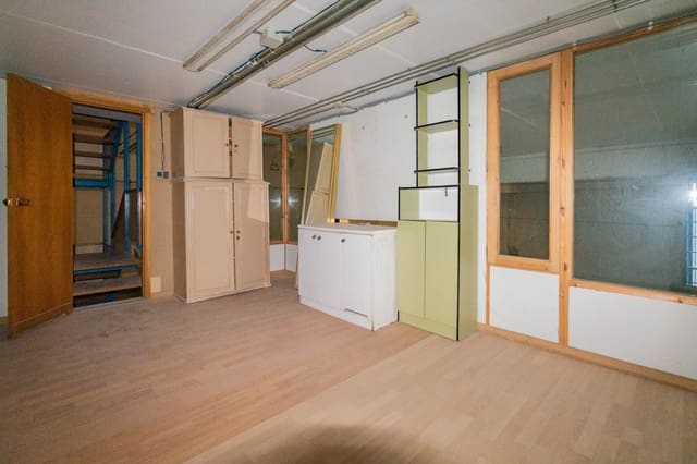 Commercial for sale in Arre, Ezcabarte - € 270,000 (Ref: 8037889)