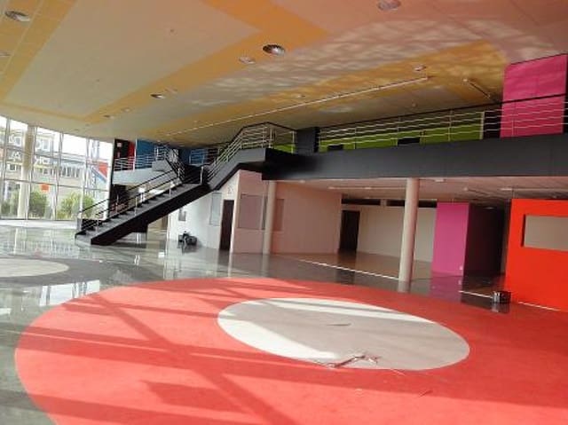 Commercial for sale in Calahorra - € 790,000 (Ref: 8104807)