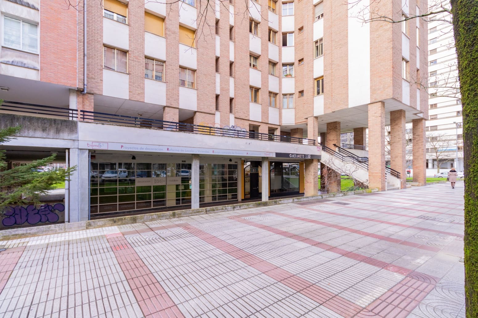 Erhverv til salg i Pamplona / Iruna - € 140.000 (Ref: 8125044)