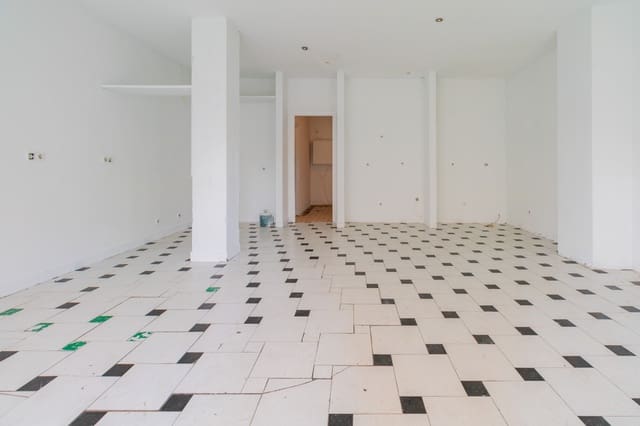 Commercial for sale in Pamplona / Iruña - € 120,000 (Ref: 8177005)