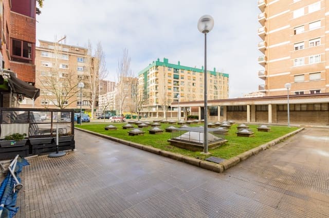 Commercial for sale in Pamplona / Iruña - € 120,000 (Ref: 8177005)