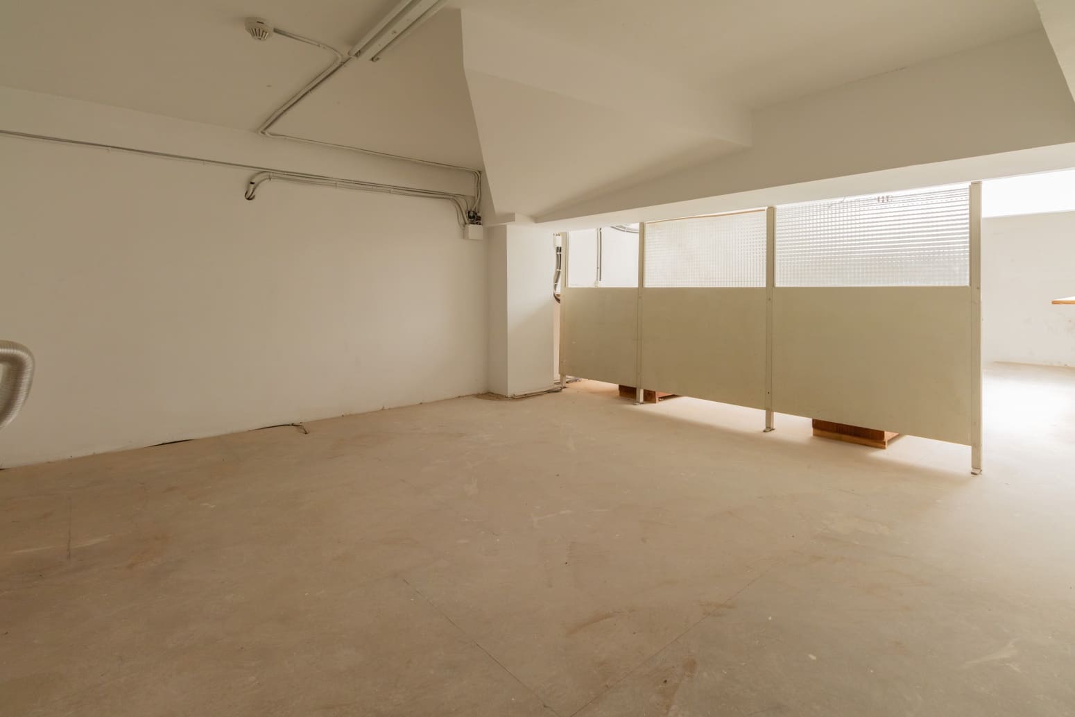 Erhverv til salg i Pamplona / Iruna - € 180.000 (Ref: 8217406)