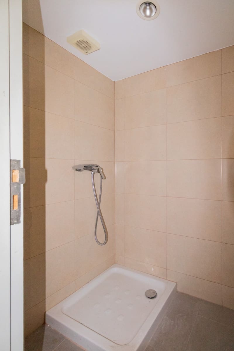 Erhverv til salg i Pamplona / Iruna - € 180.000 (Ref: 8217406)