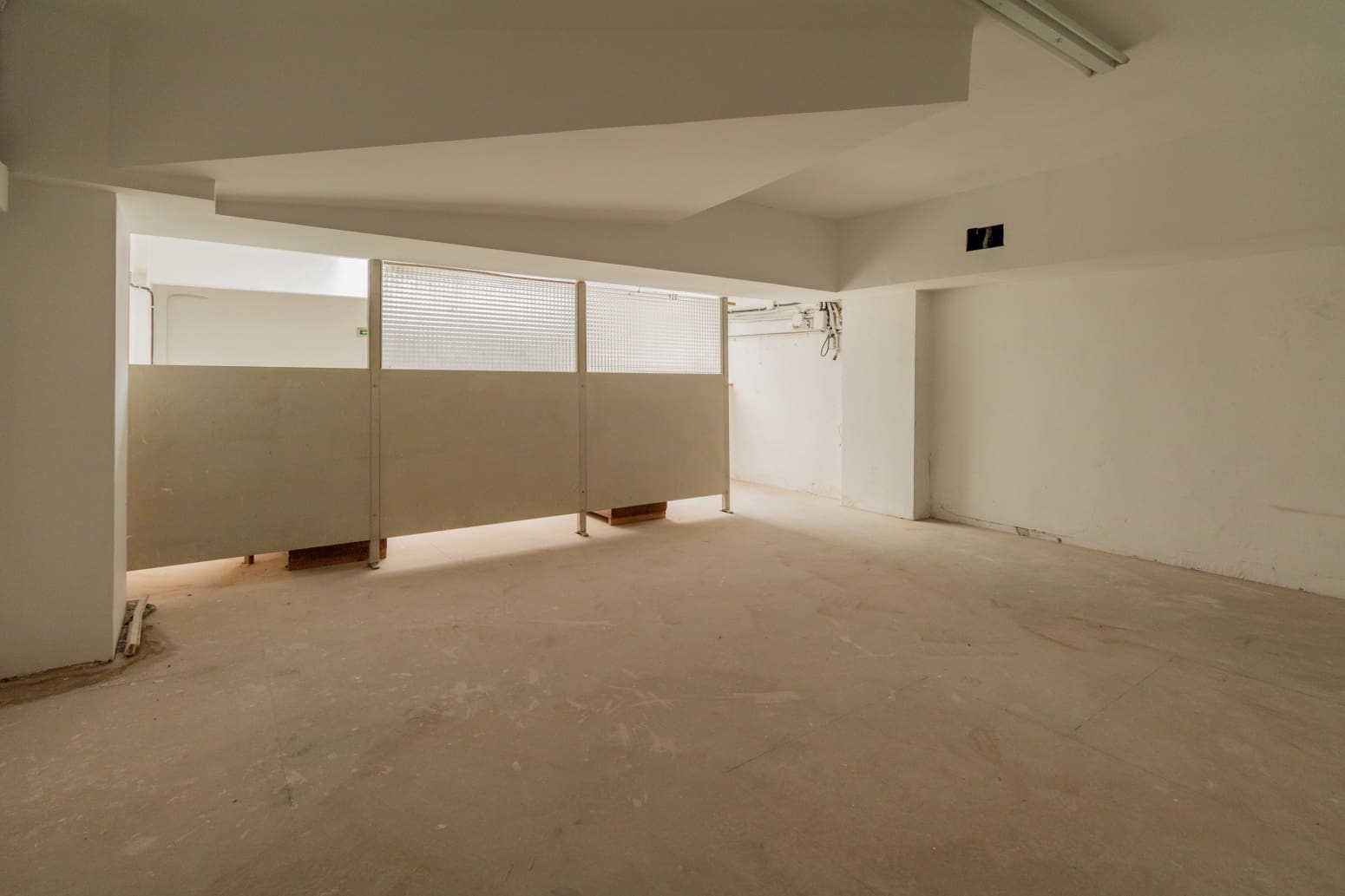 Erhverv til salg i Pamplona / Iruna - € 180.000 (Ref: 8217406)