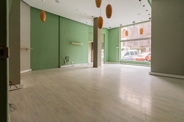 Commercial for sale in Pamplona / Iruña - € 180,000 (Ref: 8217406)