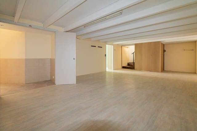 Commercial for sale in Pamplona / Iruña - € 180,000 (Ref: 8217406)