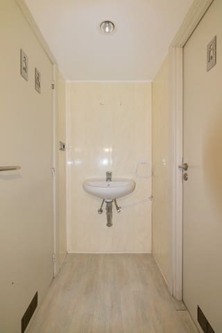 Commercial for sale in Pamplona / Iruña - € 180,000 (Ref: 8217406)