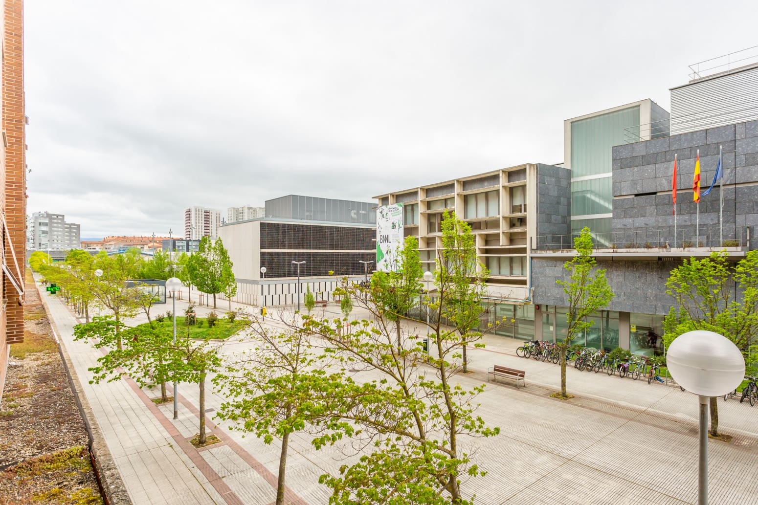 Kontor til leje i Pamplona / Iruna - € 500 (Ref: 8223470)