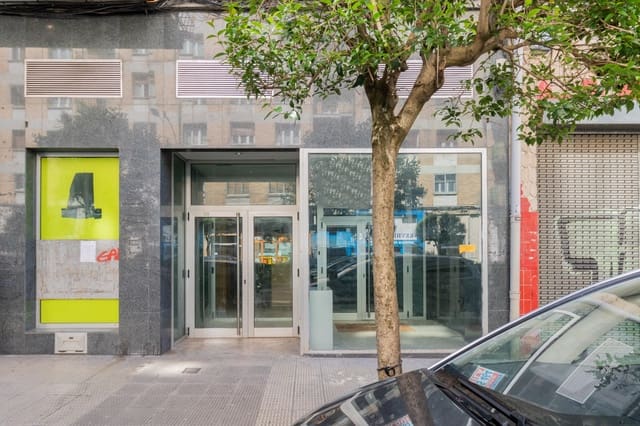 Commercieel te koop in Burlada - € 210.600 (Ref: 8317906)