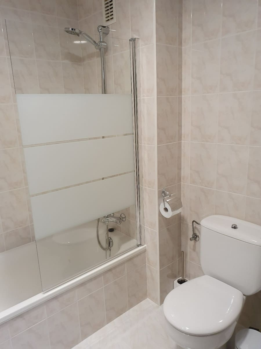 2 soverom Leilighet til leie i Pamplona med garasje - € 815 (Ref: 8348955)