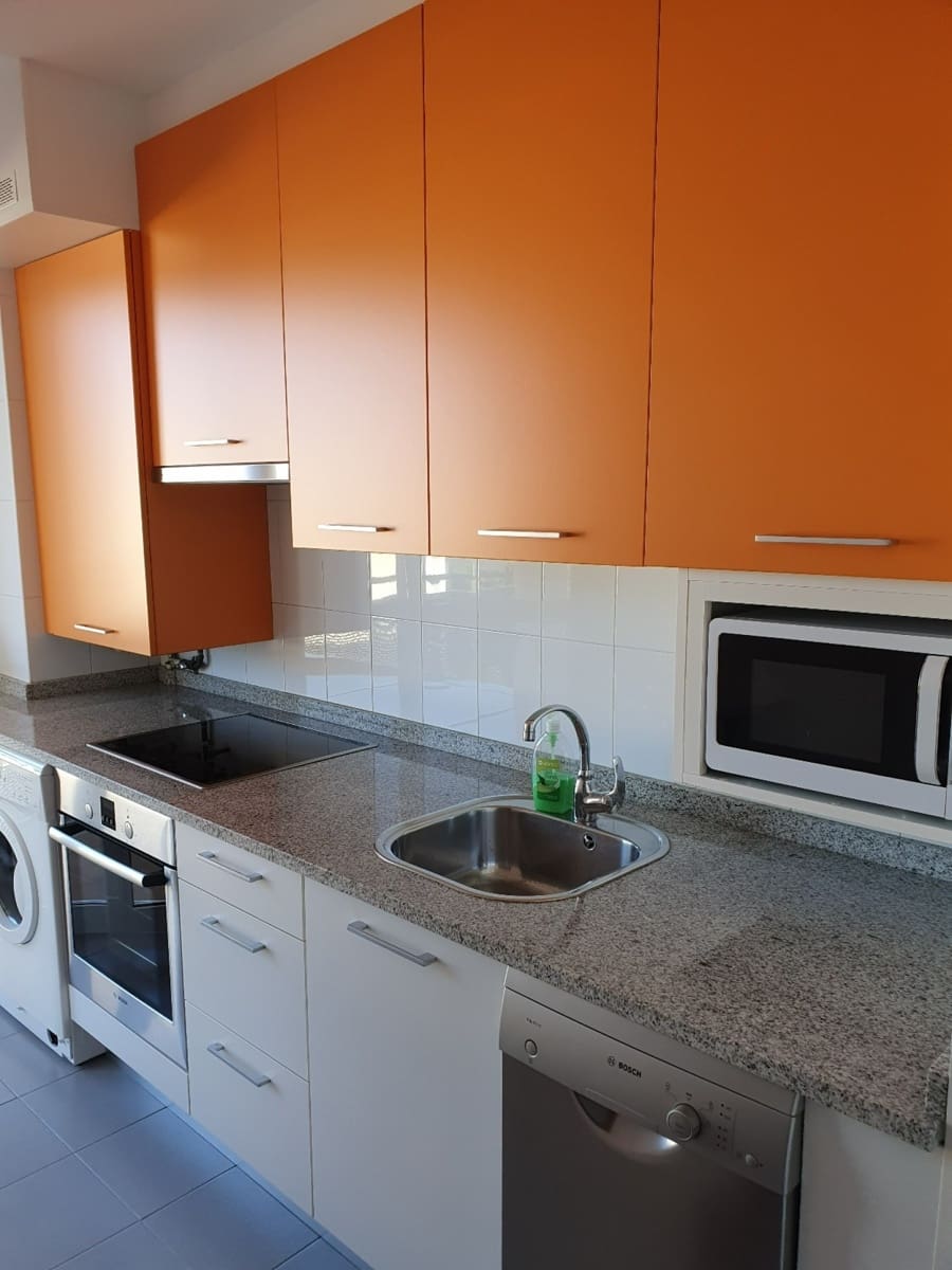 2 soverom Leilighet til leie i Pamplona med garasje - € 815 (Ref: 8348955)