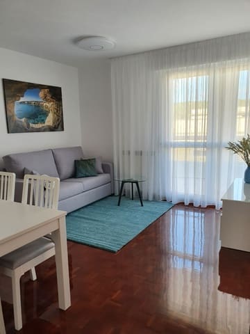 Piso de 2 habitaciones en Pamplona / Iruña en alquiler con garaje - 815 € (Ref: 8348955)