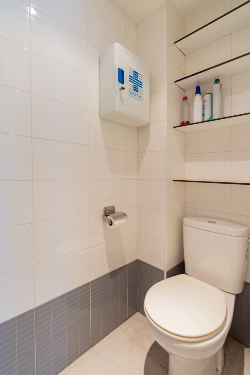 Commerciale da affittare in Pamplona - 750 € (Rif: 8396573)