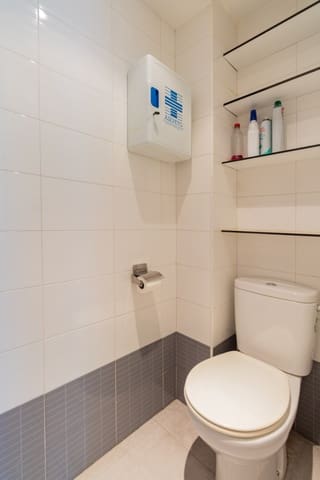 Commercieel te huur in Pamplona - € 750 (Ref: 8396573)