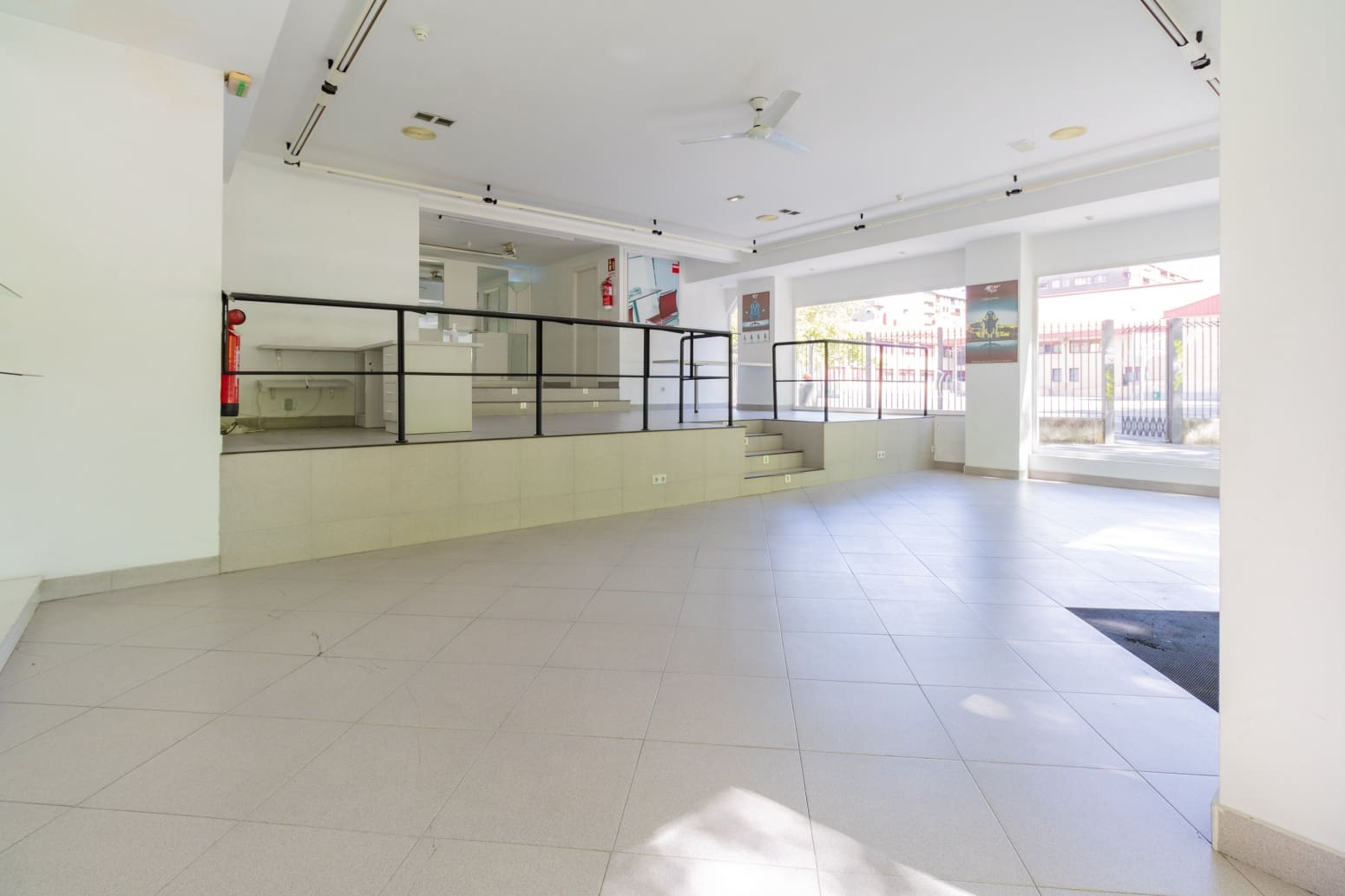 Commerciale da affittare in Pamplona - 750 € (Rif: 8396573)