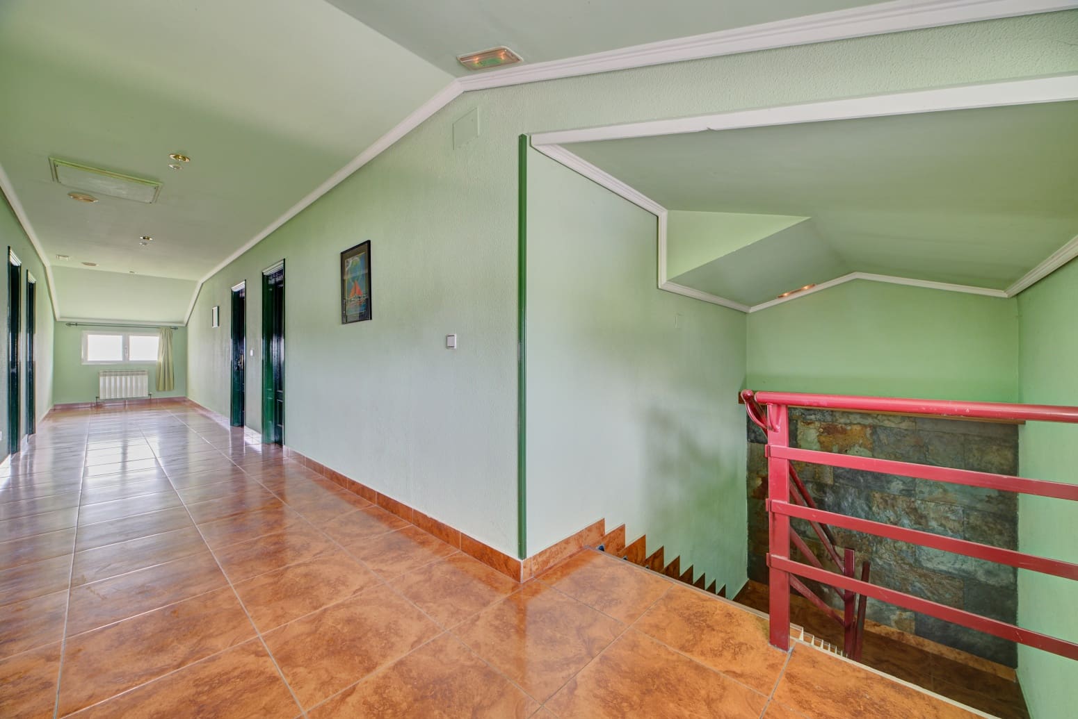 18 bedroom Commercial for sale in Olazti / Olazagutia - € 600,000 (Ref: 8440300)