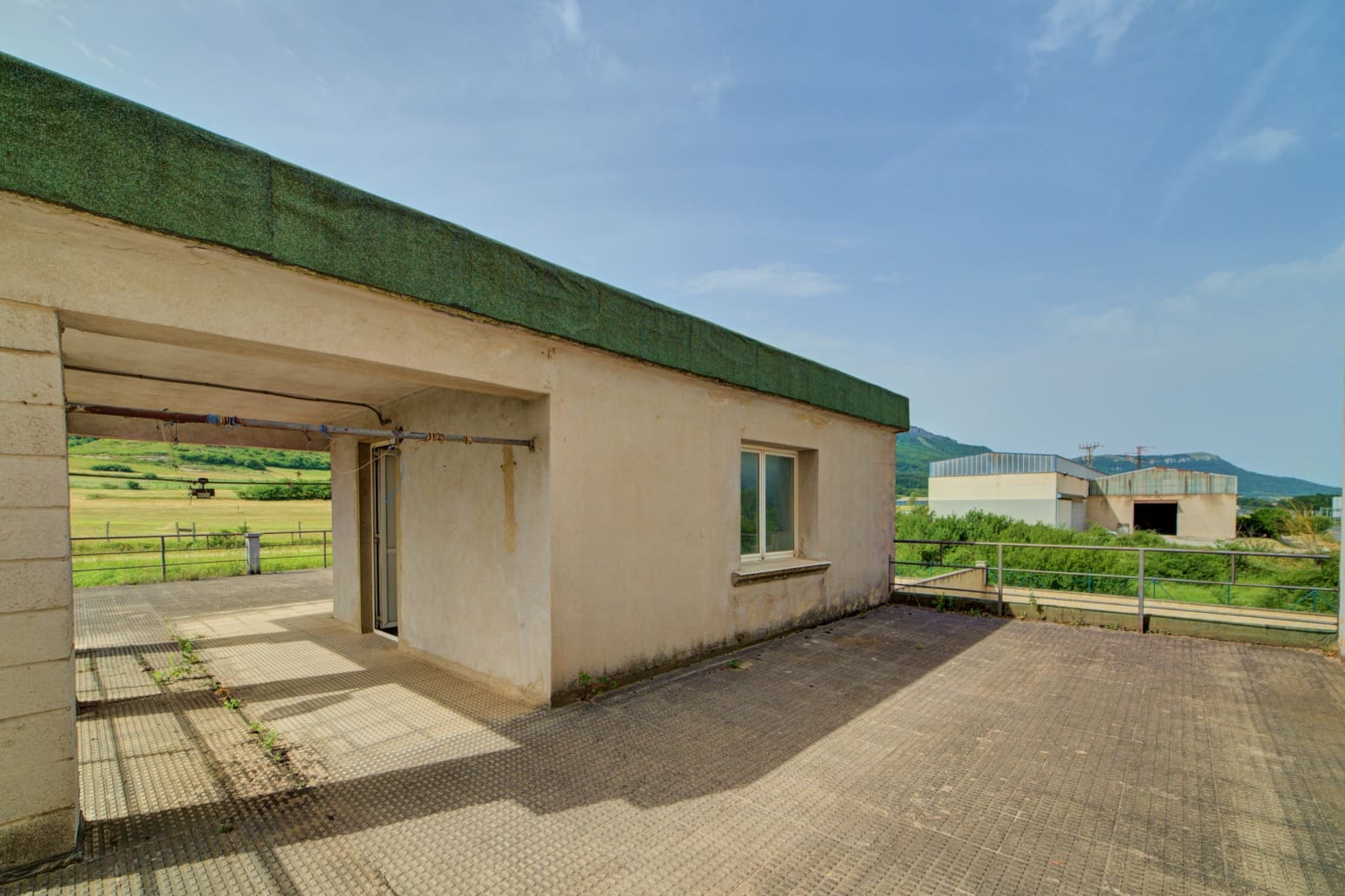 18 bedroom Commercial for sale in Olazti / Olazagutia - € 600,000 (Ref: 8440300)
