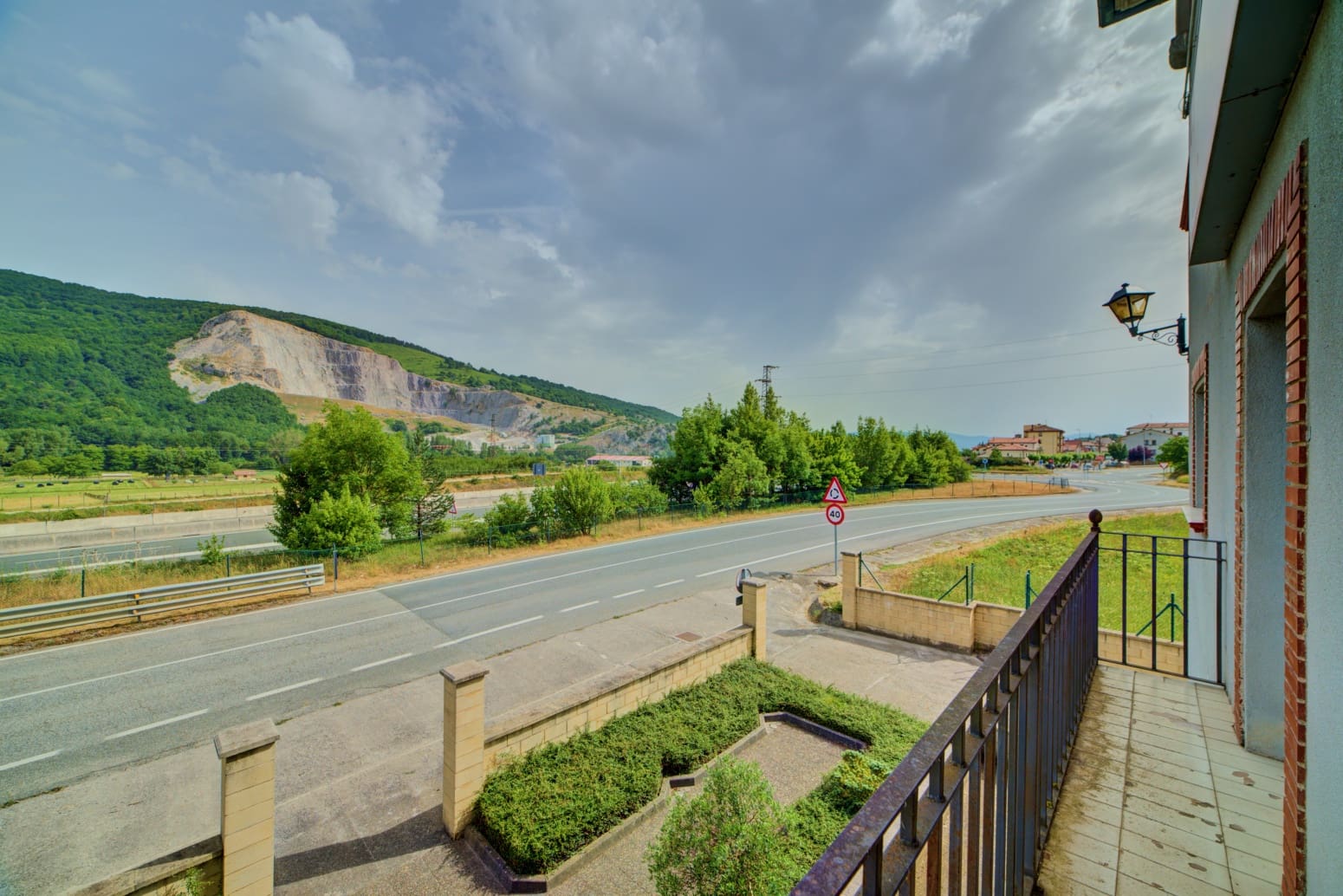 18 bedroom Commercial for sale in Olazti / Olazagutia - € 600,000 (Ref: 8440300)