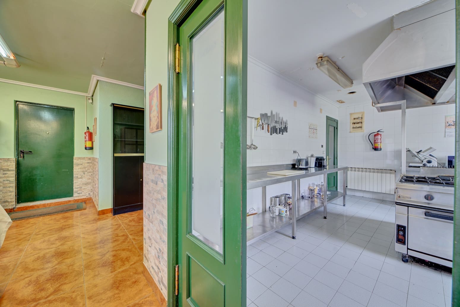 18 bedroom Commercial for sale in Olazti / Olazagutia - € 600,000 (Ref: 8440300)