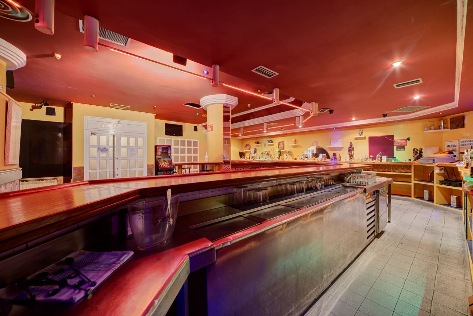 18 bedroom Commercial for sale in Olazti / Olazagutia - € 600,000 (Ref: 8440300)