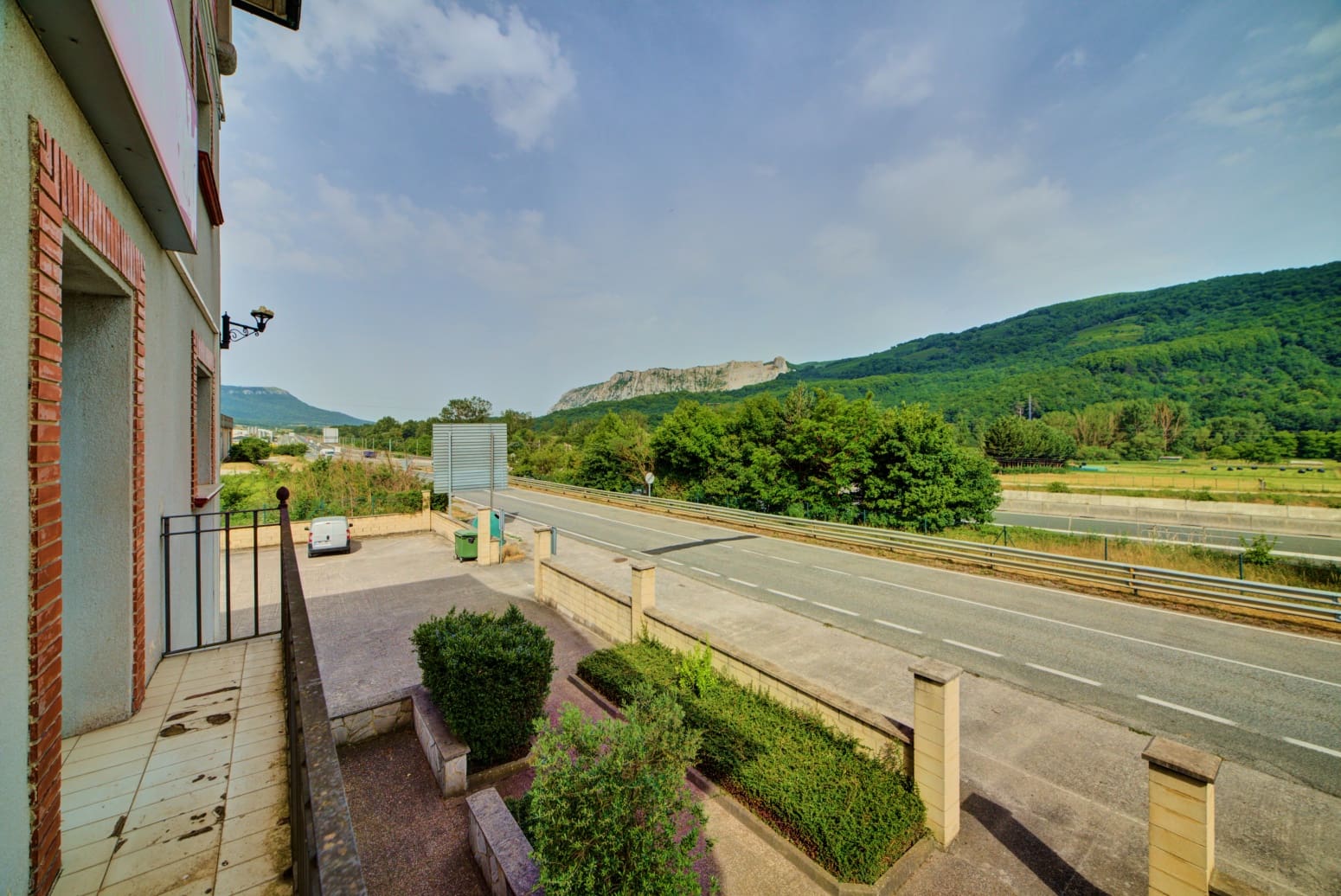18 bedroom Commercial for sale in Olazti / Olazagutia - € 600,000 (Ref: 8440300)