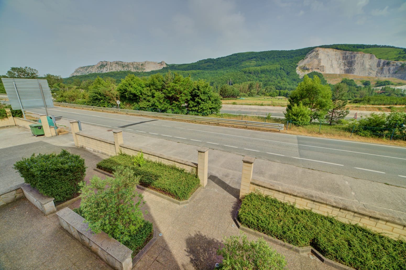 18 bedroom Commercial for sale in Olazti / Olazagutia - € 600,000 (Ref: 8440300)
