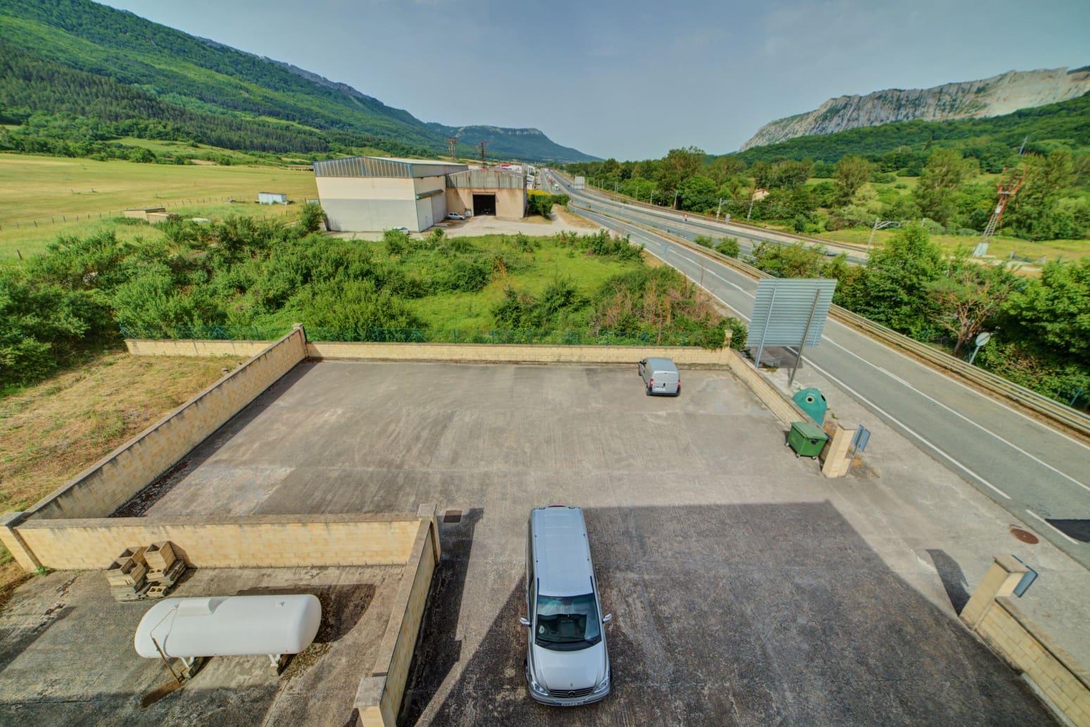 18 bedroom Commercial for sale in Olazti / Olazagutia - € 600,000 (Ref: 8440300)