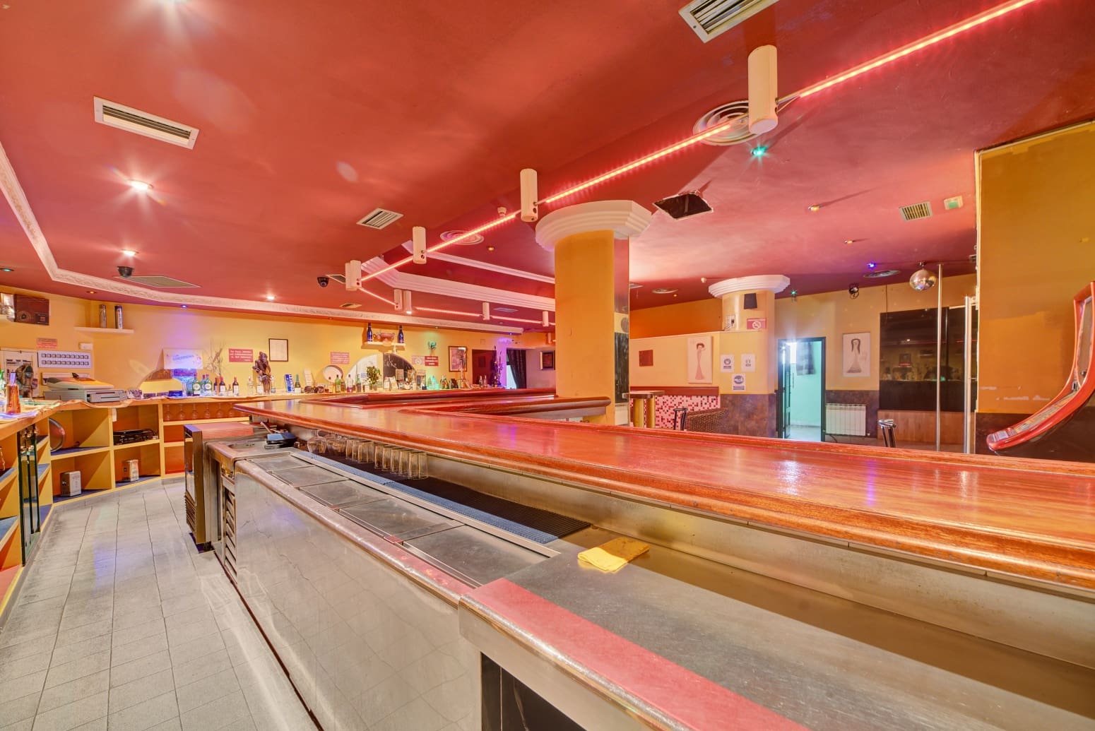 18 bedroom Commercial for sale in Olazti / Olazagutia - € 600,000 (Ref: 8440300)