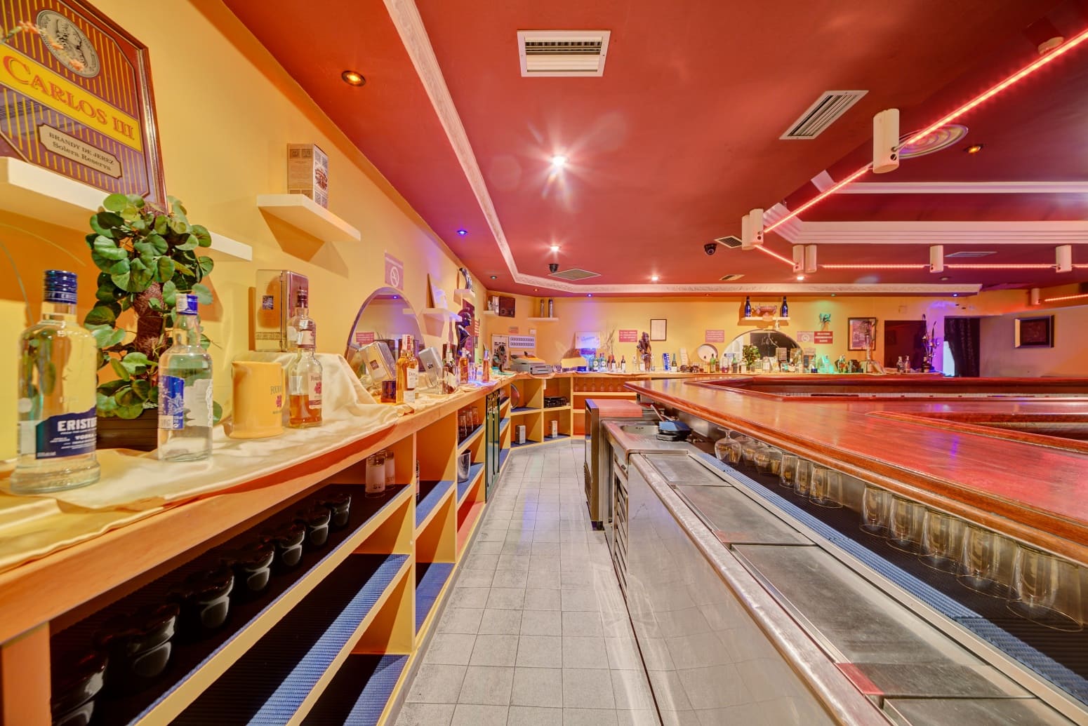18 bedroom Commercial for sale in Olazti / Olazagutia - € 600,000 (Ref: 8440300)