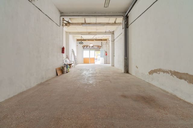 Erhverv til salg i Pamplona / Iruña - € 65.000 (Ref: 8460158)