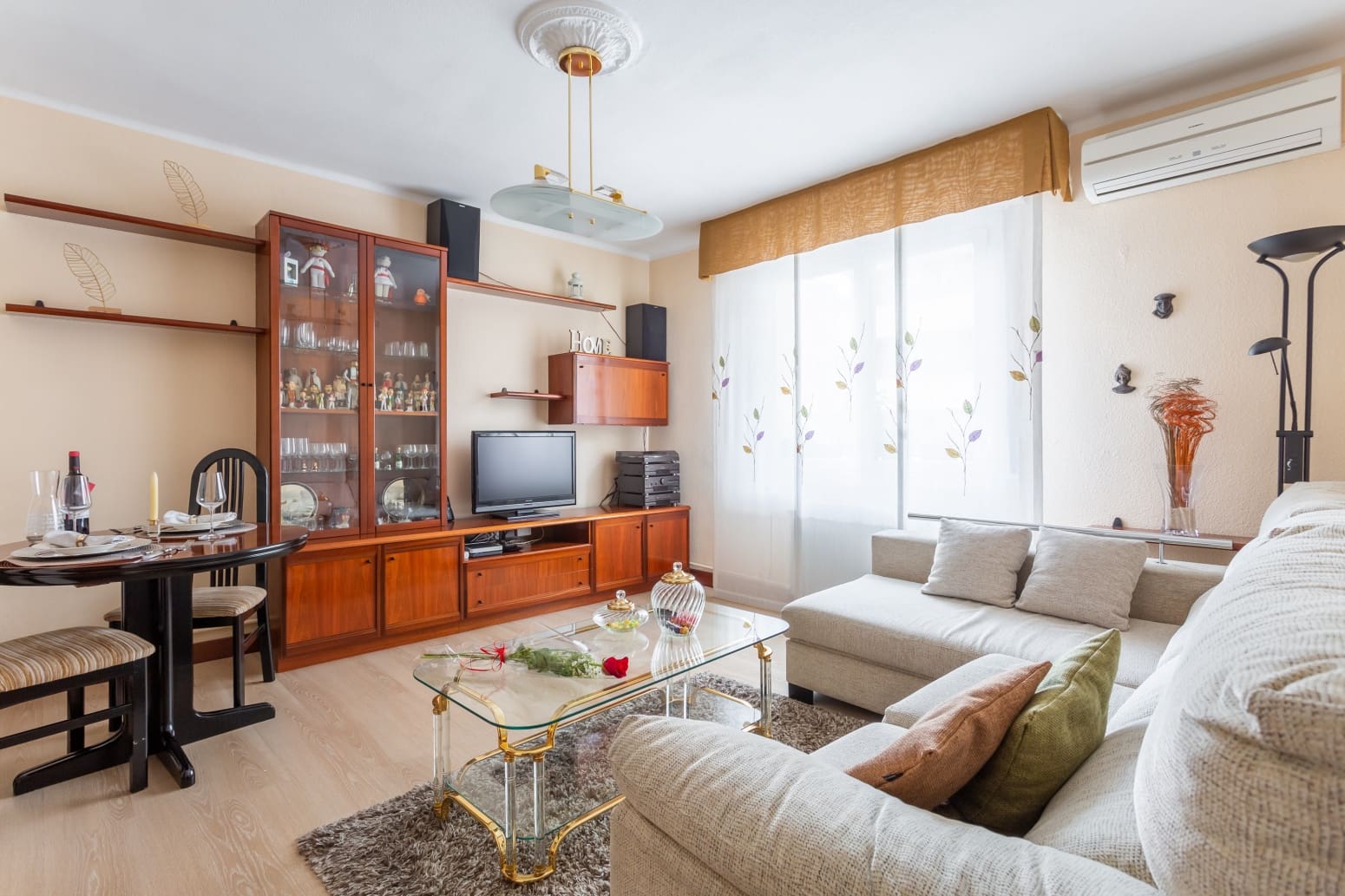 4 sovrum Lägenhet att hyra i Pamplona - 1 350 € (Ref: 8479249)
