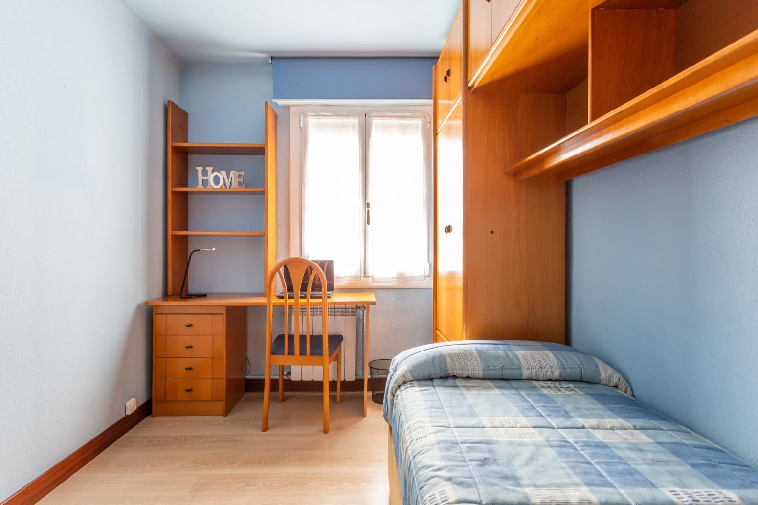 4 sovrum Lägenhet att hyra i Pamplona - 1 350 € (Ref: 8479249)