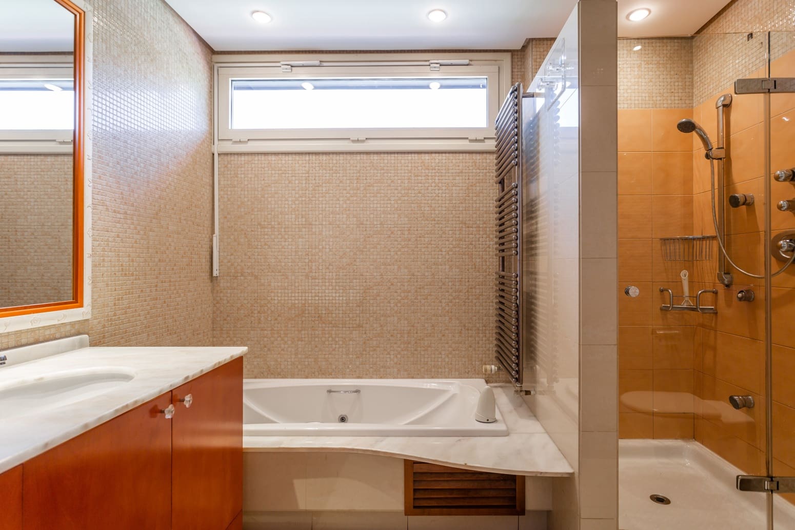 9 bedroom Villa for sale in Egues with pool garage - € 1,700,000 (Ref: 8484454)