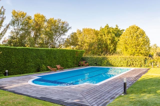 9 soveværelse Villa til salg i Egüés, Valle de Egüés/Eguesibar med swimmingpool garage - € 1.700.000 (Ref: 8484454)