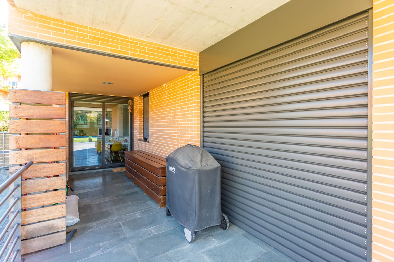 9 bedroom Villa for sale in Egues with pool garage - € 1,700,000 (Ref: 8484454)